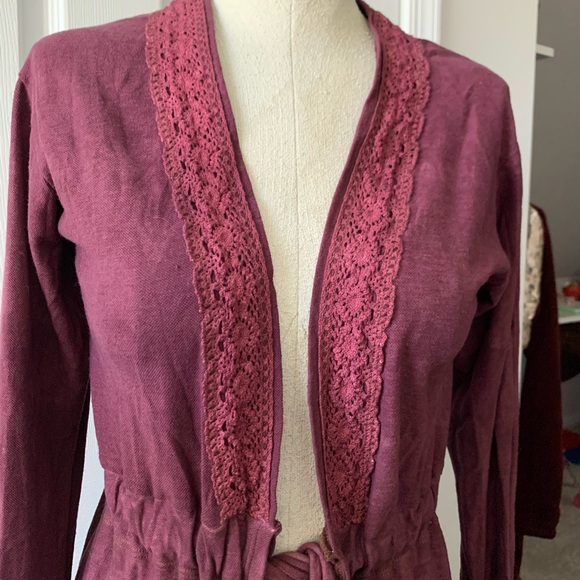 ♥️ Handmade Hemp Robe Elegant Burgundy Crochet Lace Trim made in Oregon OOAK - Picture 5 of 9